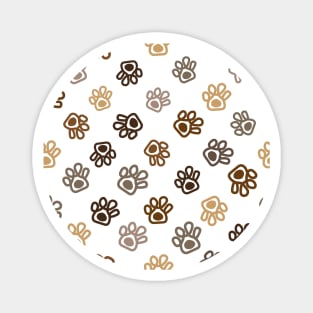 Brown winter paw print pattern Magnet